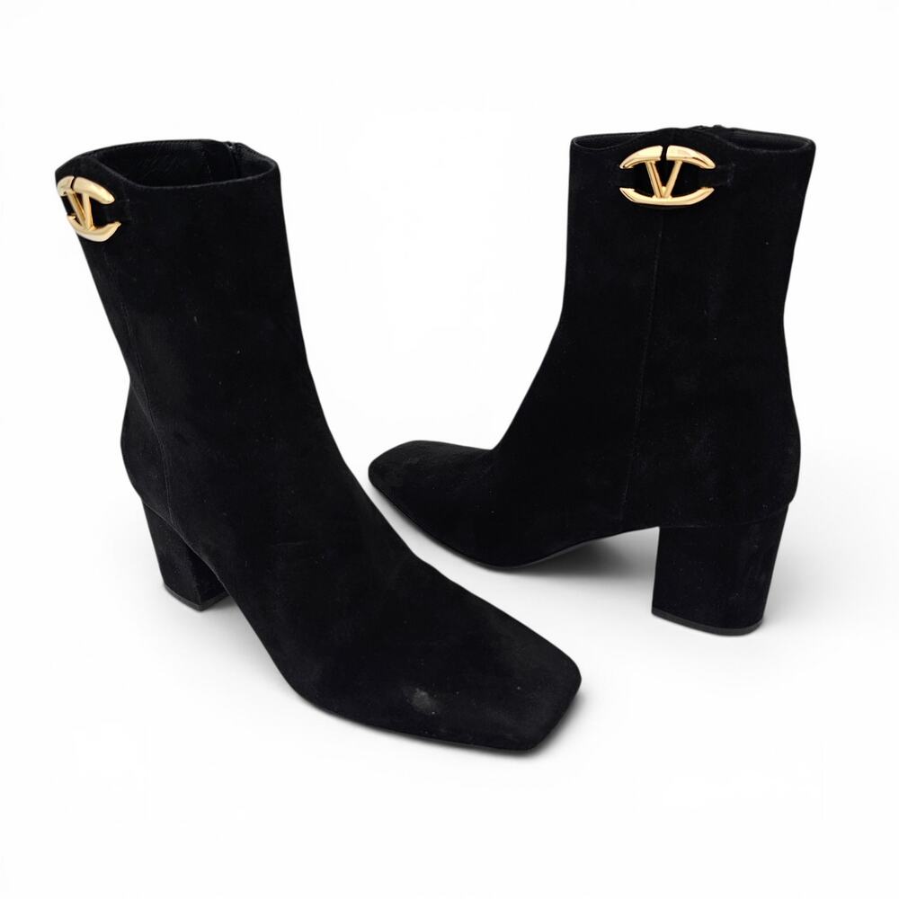 Valentino Garavani VLogo Black Suede Block Heel Ankle Boot Square Toe Size 37 7